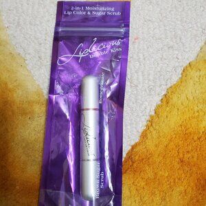 Liplicious Double Kiss Lip Scrub in Pomegranate